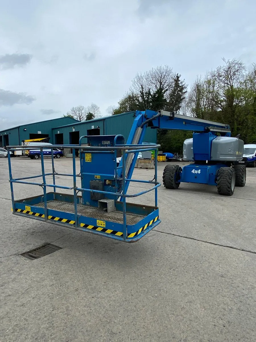 2014 GENIE Z80 86FT DIESEL ARTIC BOOM LIFT - Image 2