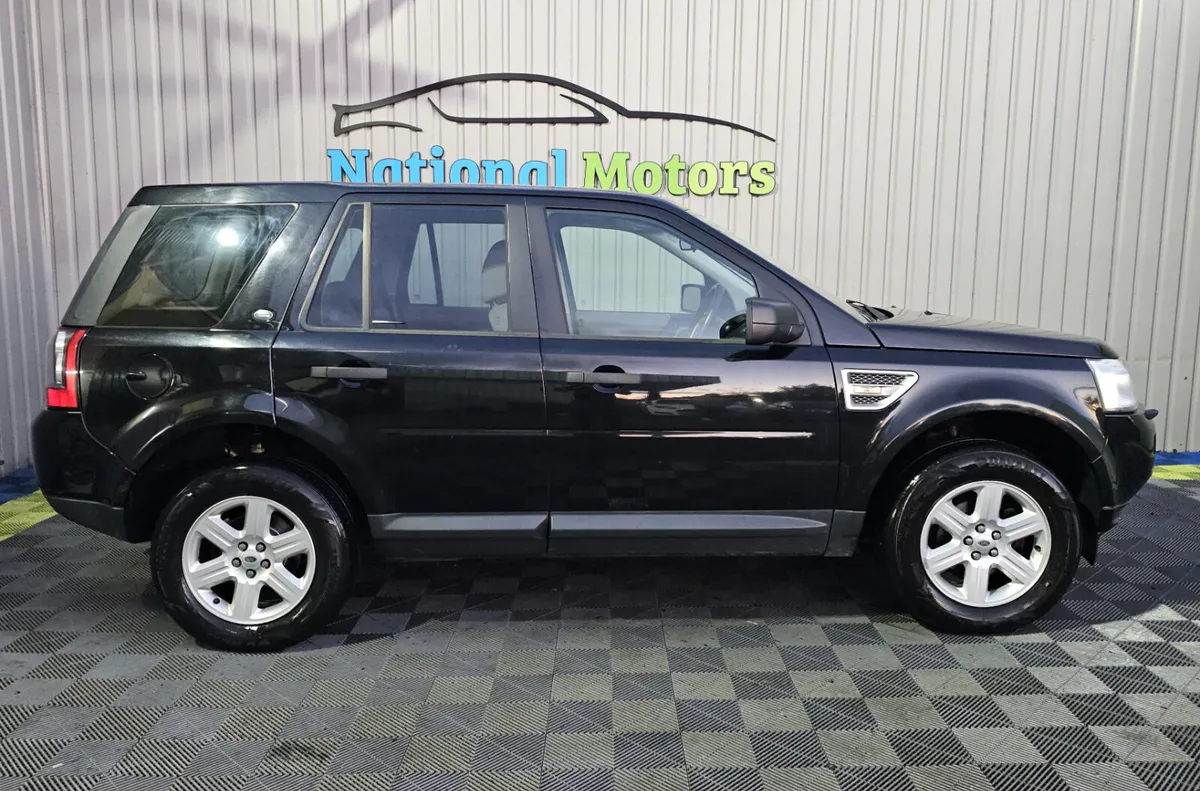 2011 Land Rover Freelander 2.2D 4WD TD4 - Image 2