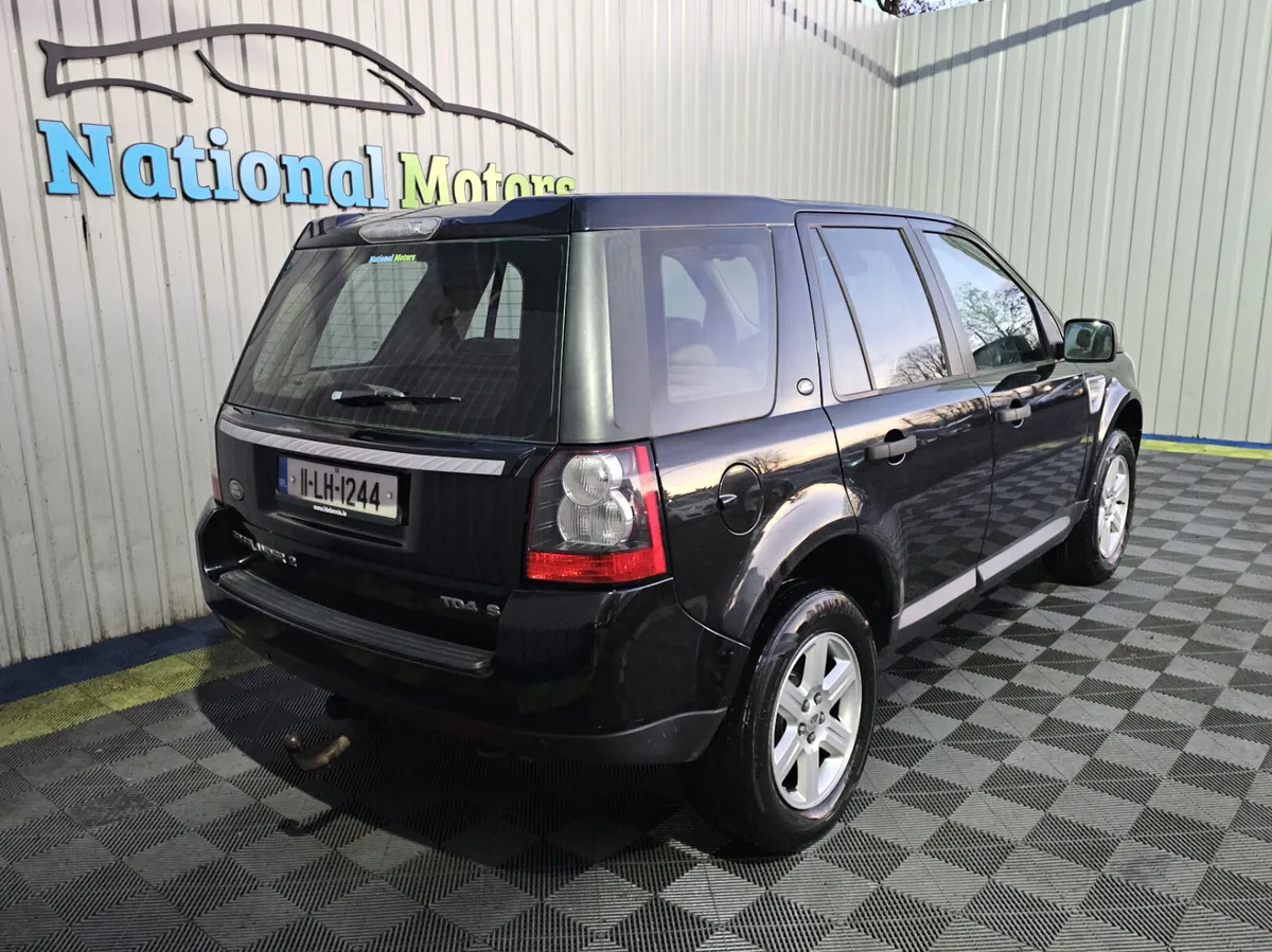 2011 Land Rover Freelander 2.2D 4WD TD4 - Image 3