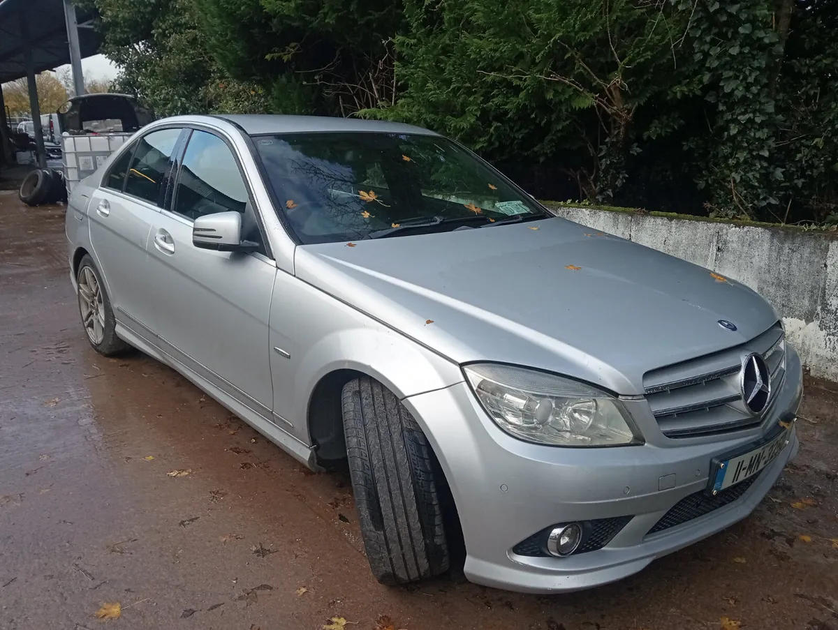 Mercedes c250 - Image 2