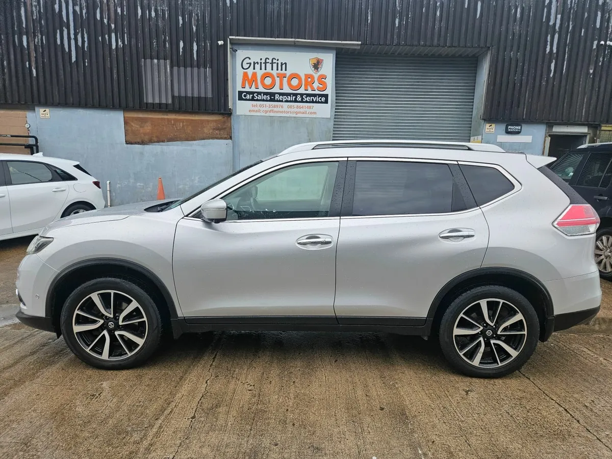 2017Nissan X-Trail 7 Seats Pan Roof - Image 2
