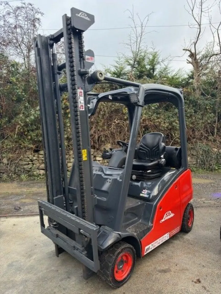 LINDE DIESEL FORKLIFT