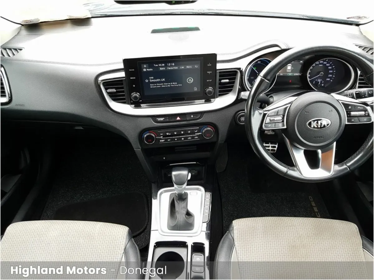 Kia XCeed 1.6 GDI PHEV - Image 2
