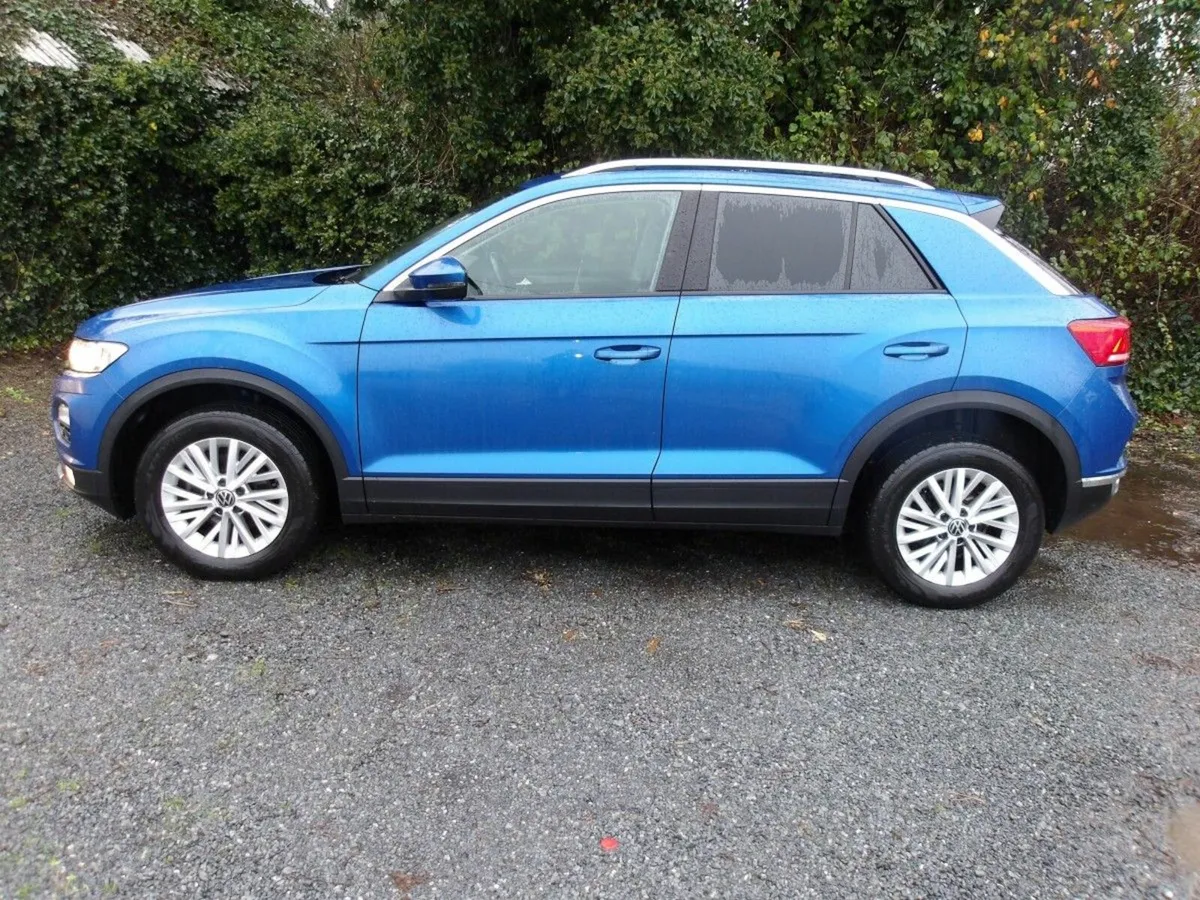 Volkswagen T-Roc 2.0 TDI 115bhp Design - Image 1