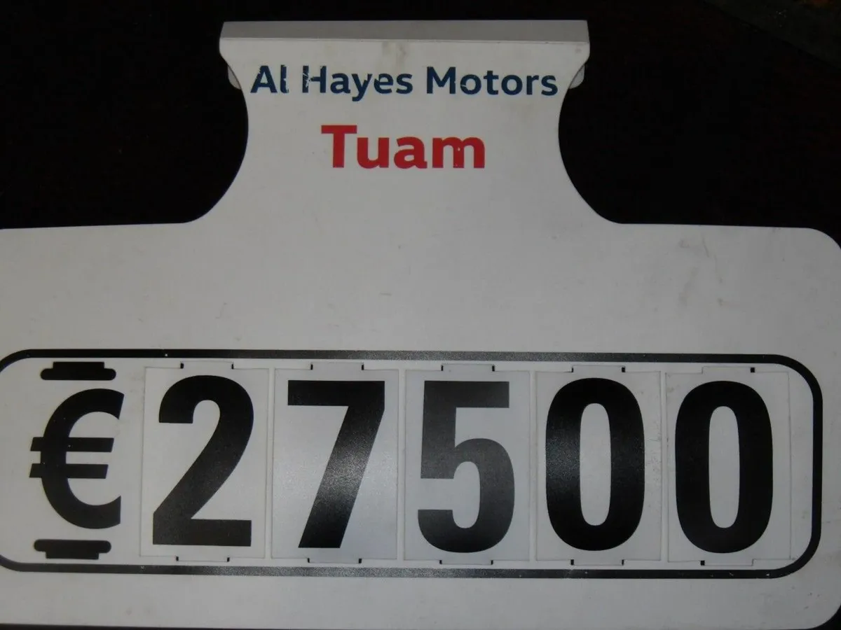 Volkswagen T-Roc 2.0 TDI 115bhp Design - Image 3