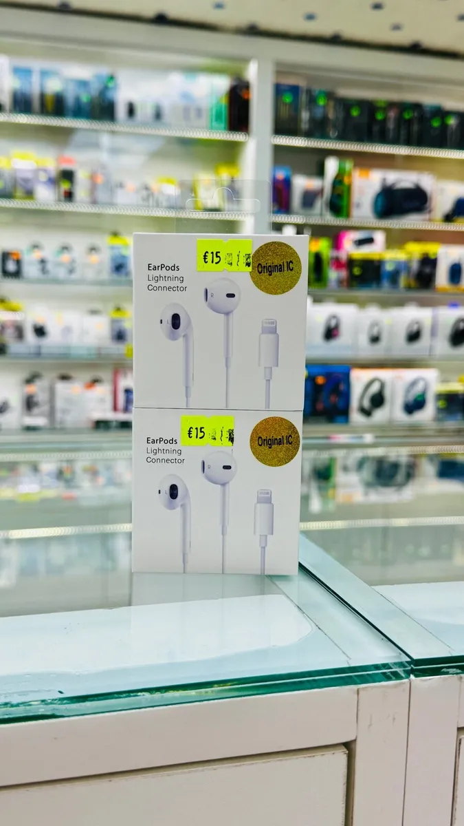 Lightening cable headphones