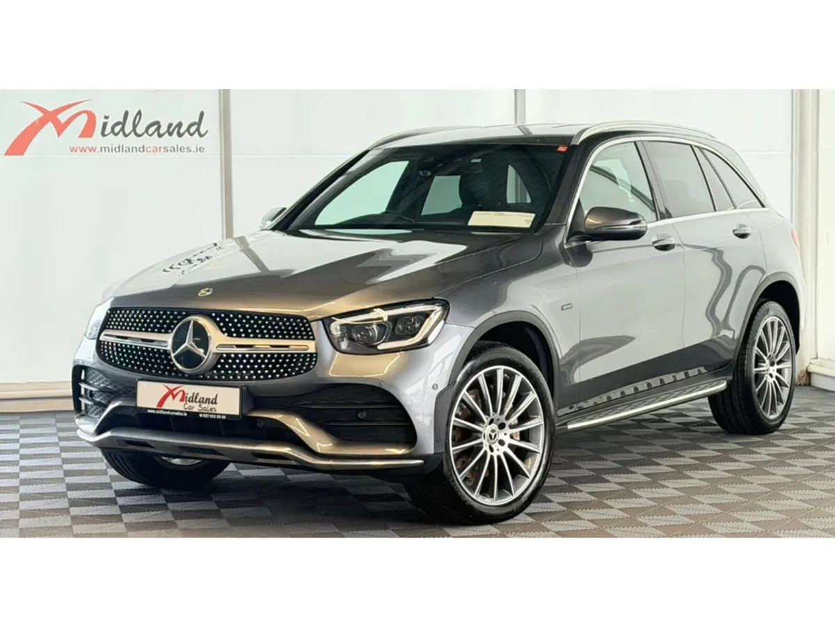 Mercedes-Benz GLC 300 AMG LINE PREMIUM DE 4MATIC - Image 1
