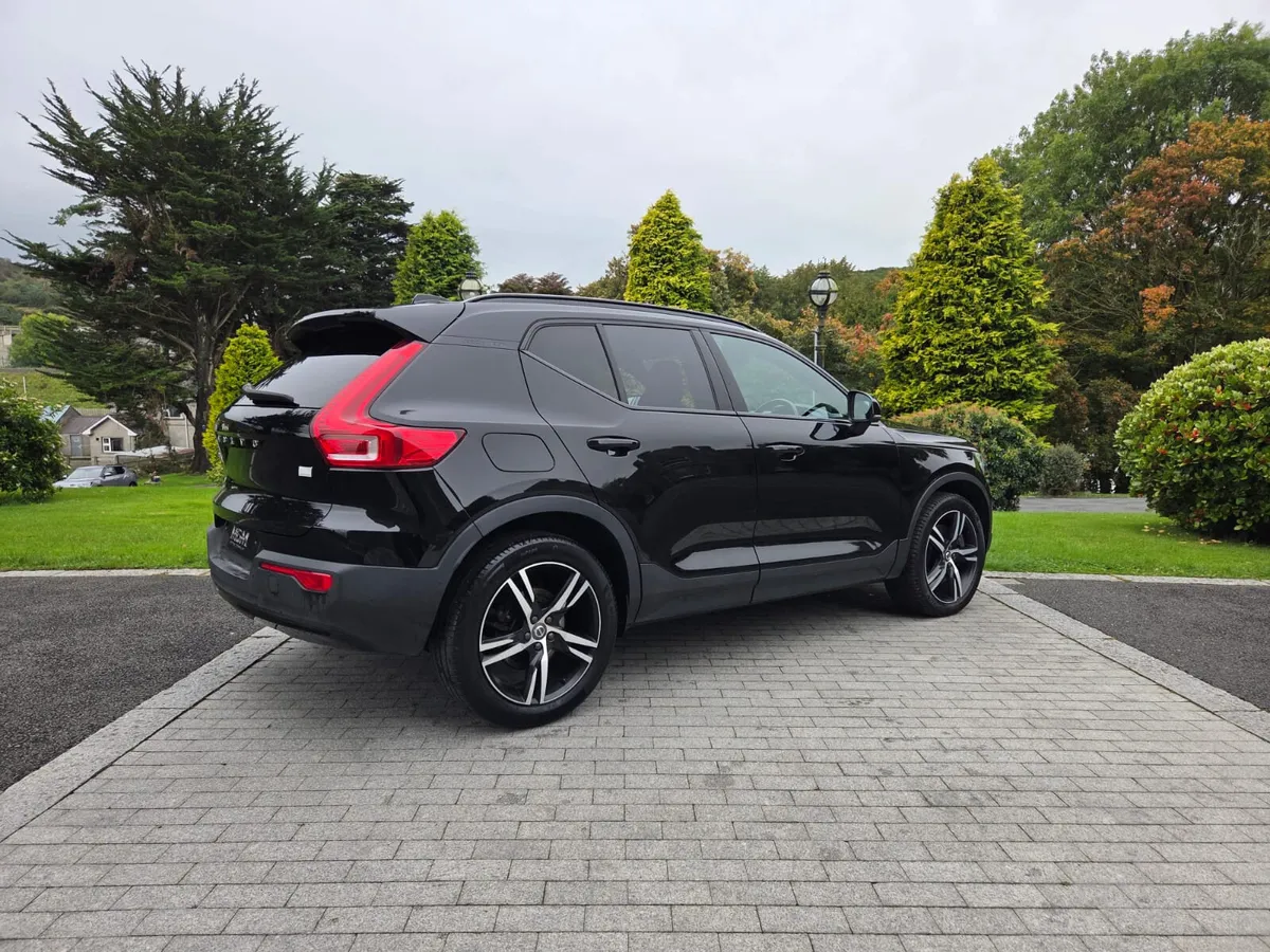 2020 Volvo XC40 1.5 T5 Recharge PHEV R DESIGN 5DR - Image 4