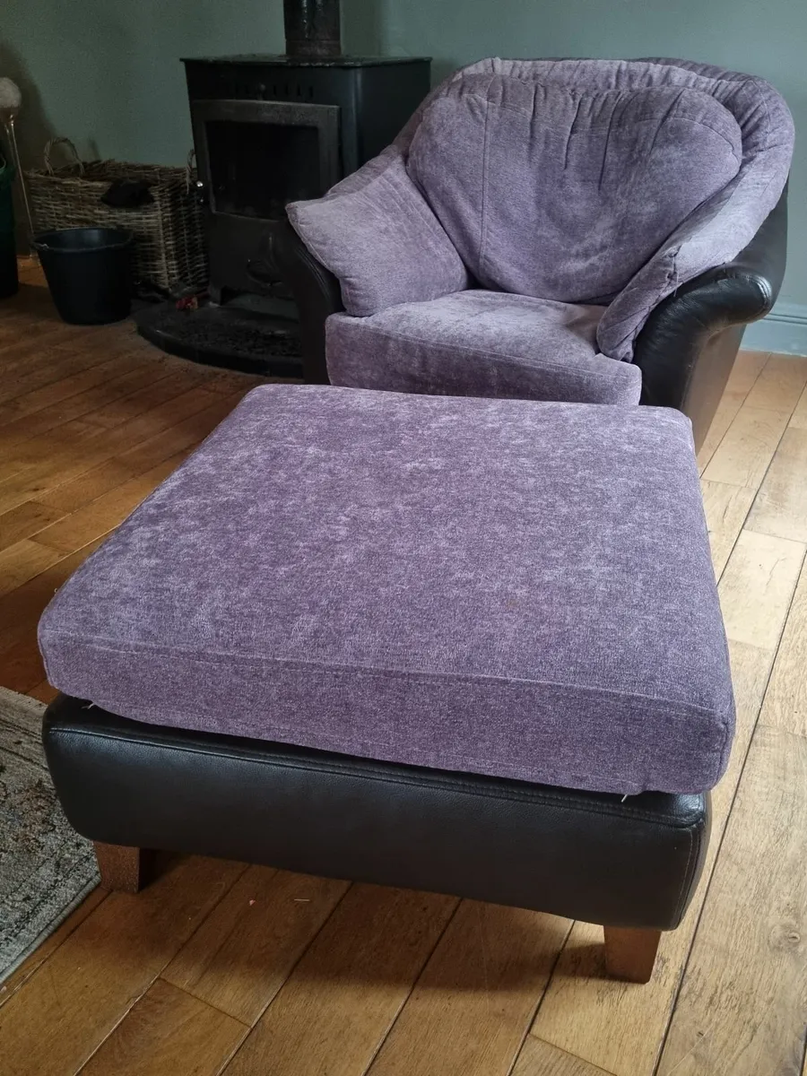 Arm chair and footstool - Image 1