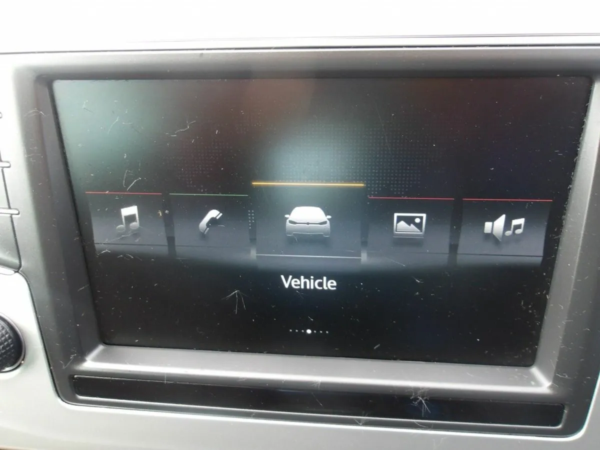 Volkswagen Passat 1.6 TDI 120HP Comfortline - Image 4