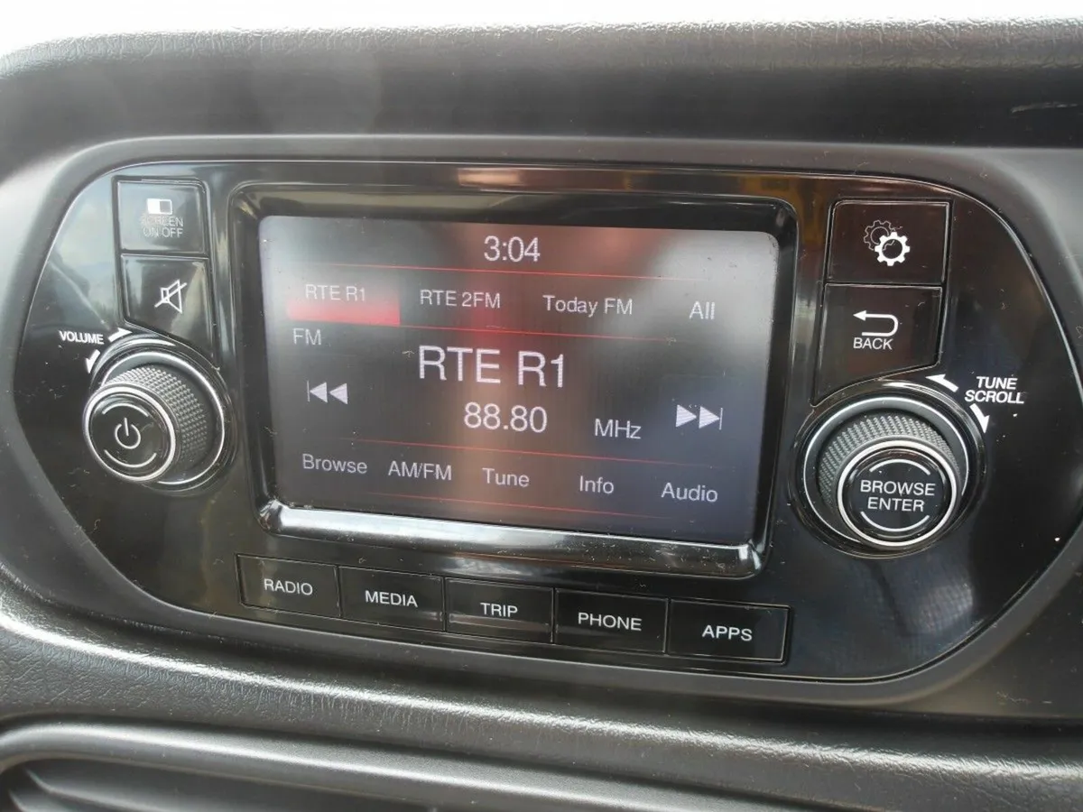 Fiat Tipo 1.6 M-Jet 120hp Easy - Image 2