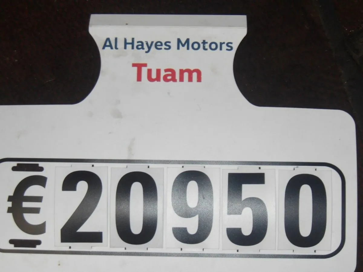 Ford Kuga 1.5TDCi 120PS FWD TITANIUM AUTOMATIC - Image 3