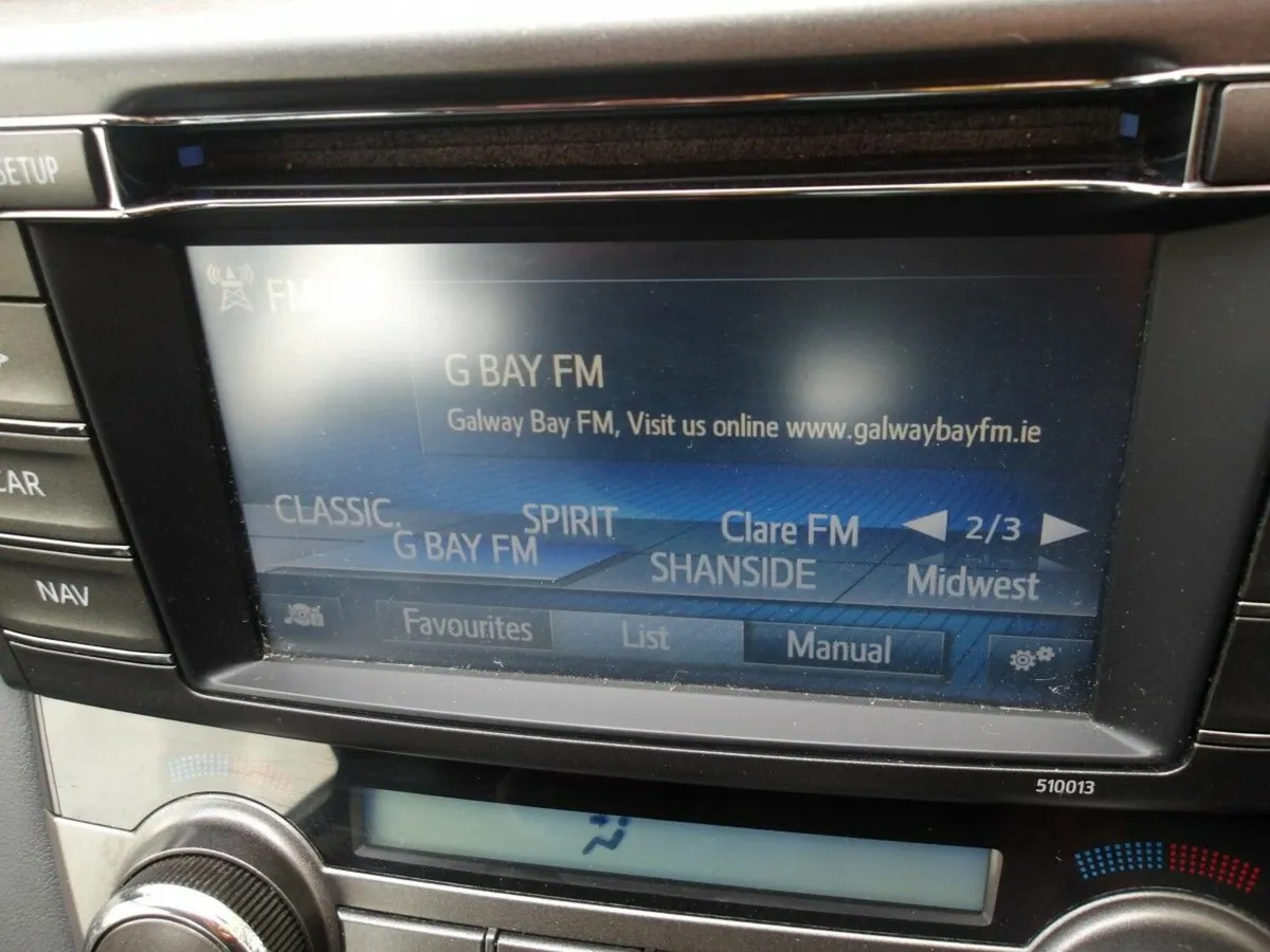 Toyota RAV4 D-4D 125 (2.0) 2WD Sol ** FULL-LEATHER - Image 4