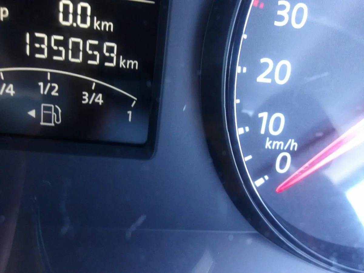 Volkswagen Transporter T6 PVL LWB 2.0TDI 102BHP DD - Image 2