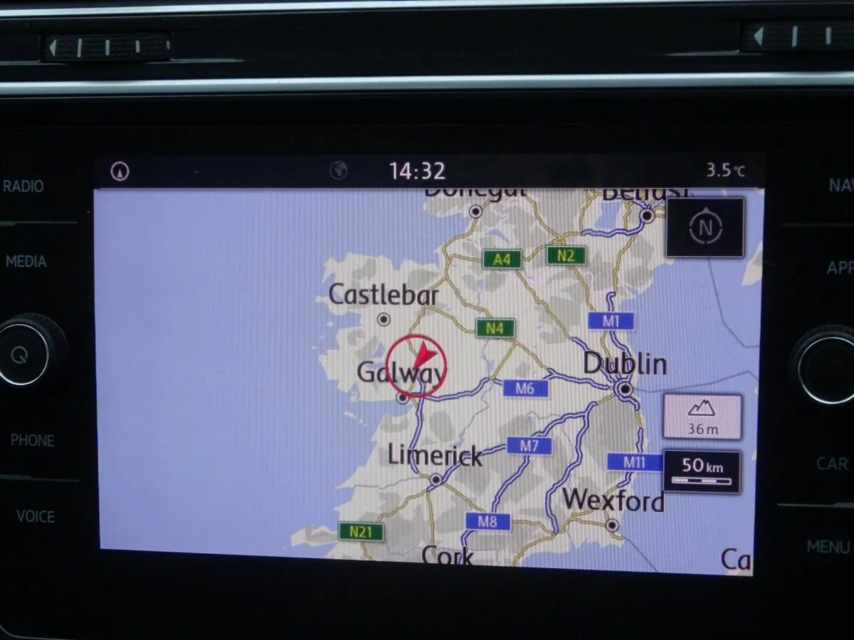 Volkswagen Tiguan HIGHLINE 2.0 TDI 6SPEED 150BHP * - Image 2