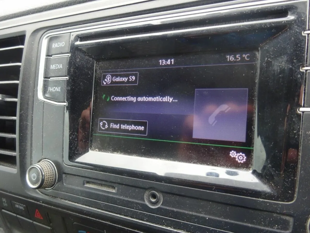 Volkswagen Transporter T6 PVS SWB TRENDLINE PACK 2 - Image 4