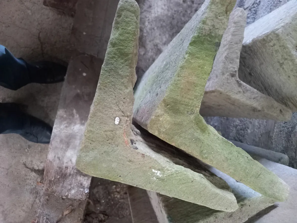 Ridge tiles - Image 2