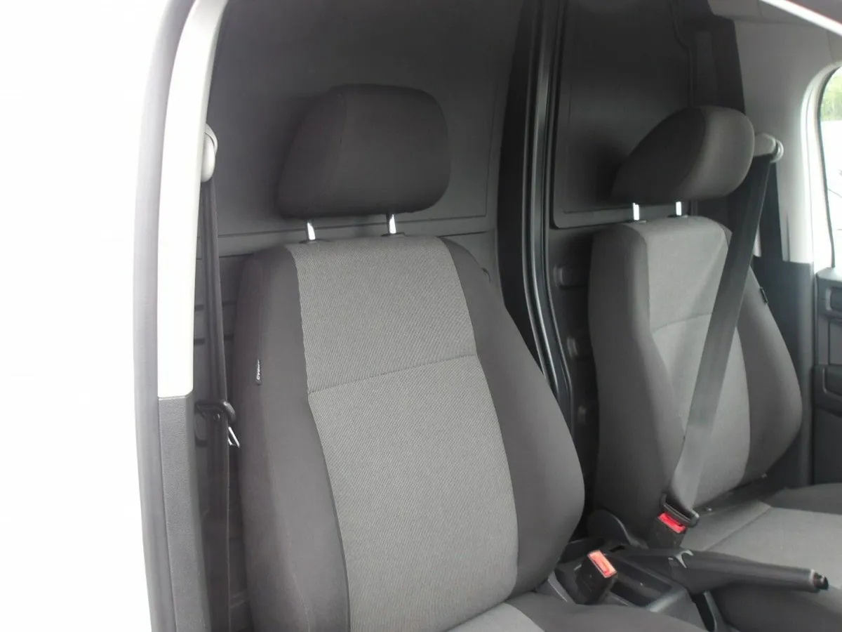 Volkswagen Caddy CADDY PV TDI   M5F 5DR - Image 4
