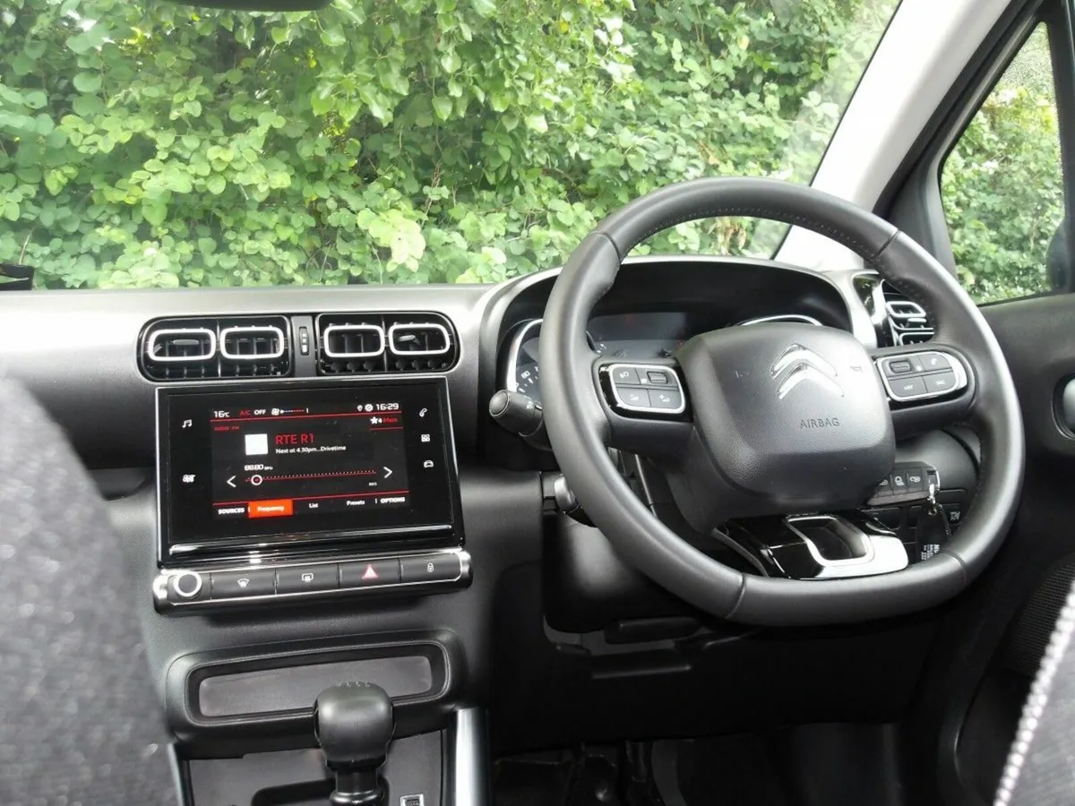 Citroen C3 Aircross Feel 1.2 PureTech 110 S&S 6MT - Image 4