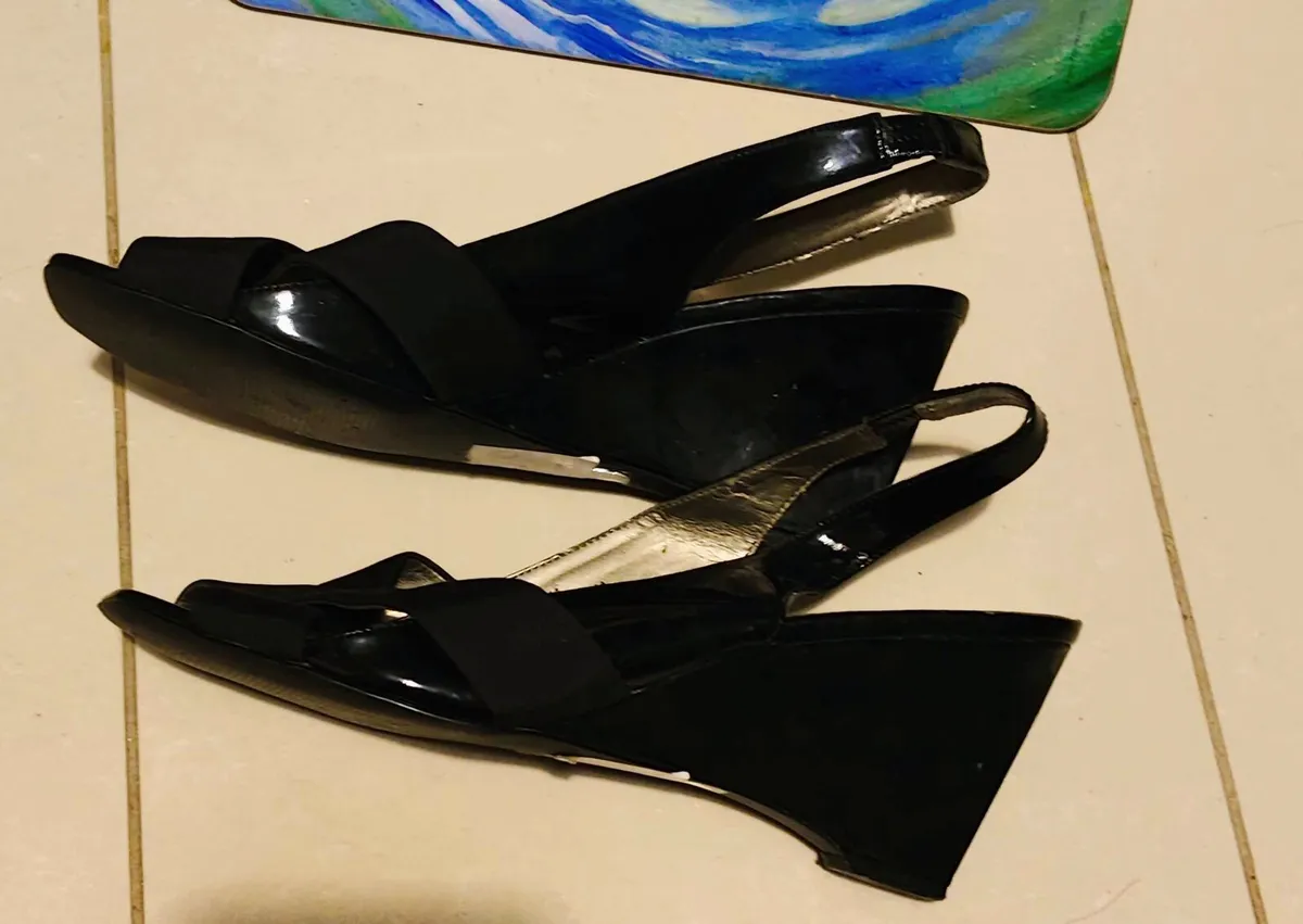Roberto Vianni Black Slingback Heels – Size 41 (UK - Image 2
