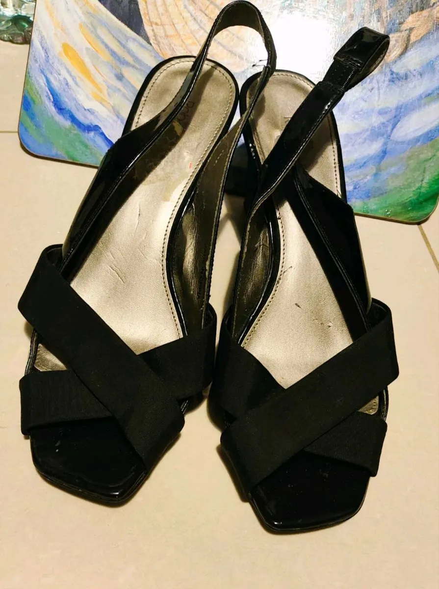 Roberto Vianni Black Slingback Heels – Size 41 (UK - Image 3
