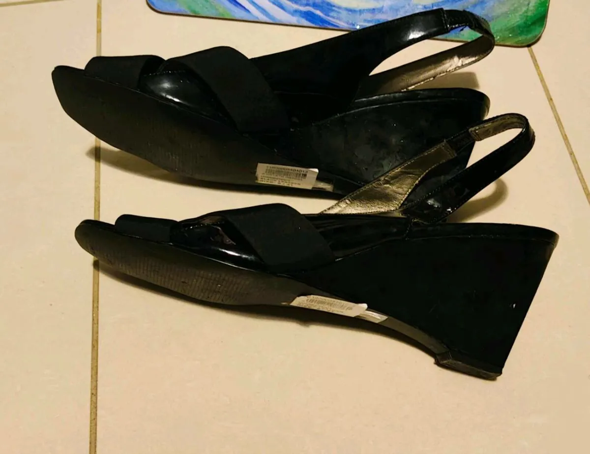 Roberto Vianni Black Slingback Heels – Size 41 (UK - Image 4