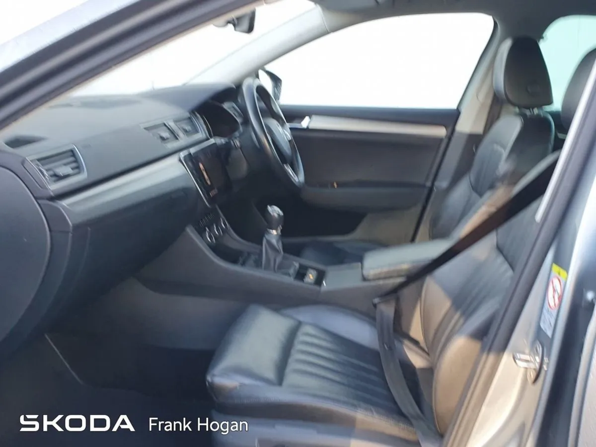 Skoda Superb 2.0 TDI 150bhp Style DSG Call/text S - Image 4