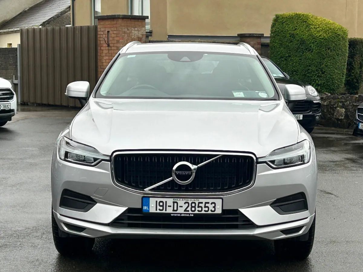 Volvo XC60 D4 MOMENTUM AUTO *NEW MODEL* - Image 2