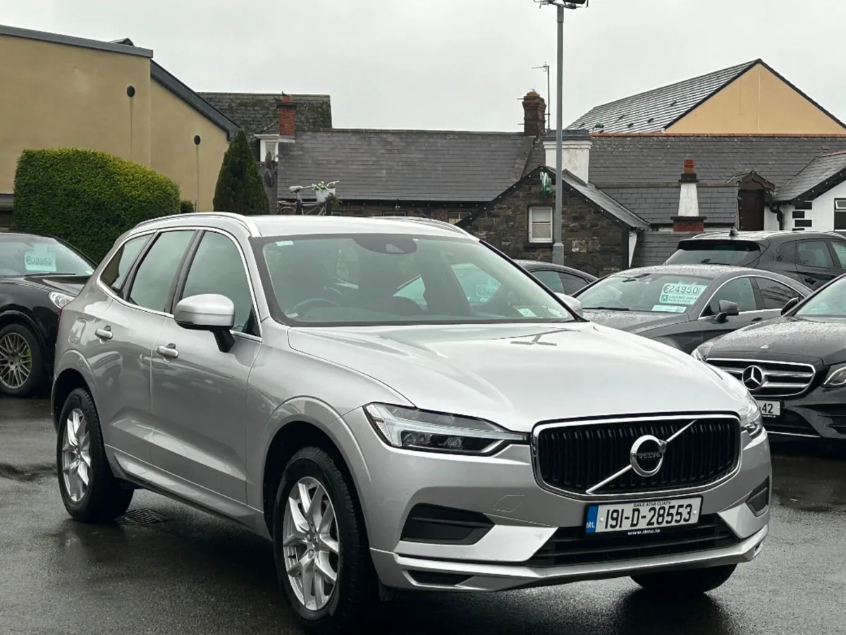 Volvo XC60 D4 MOMENTUM AUTO *NEW MODEL* - Image 3