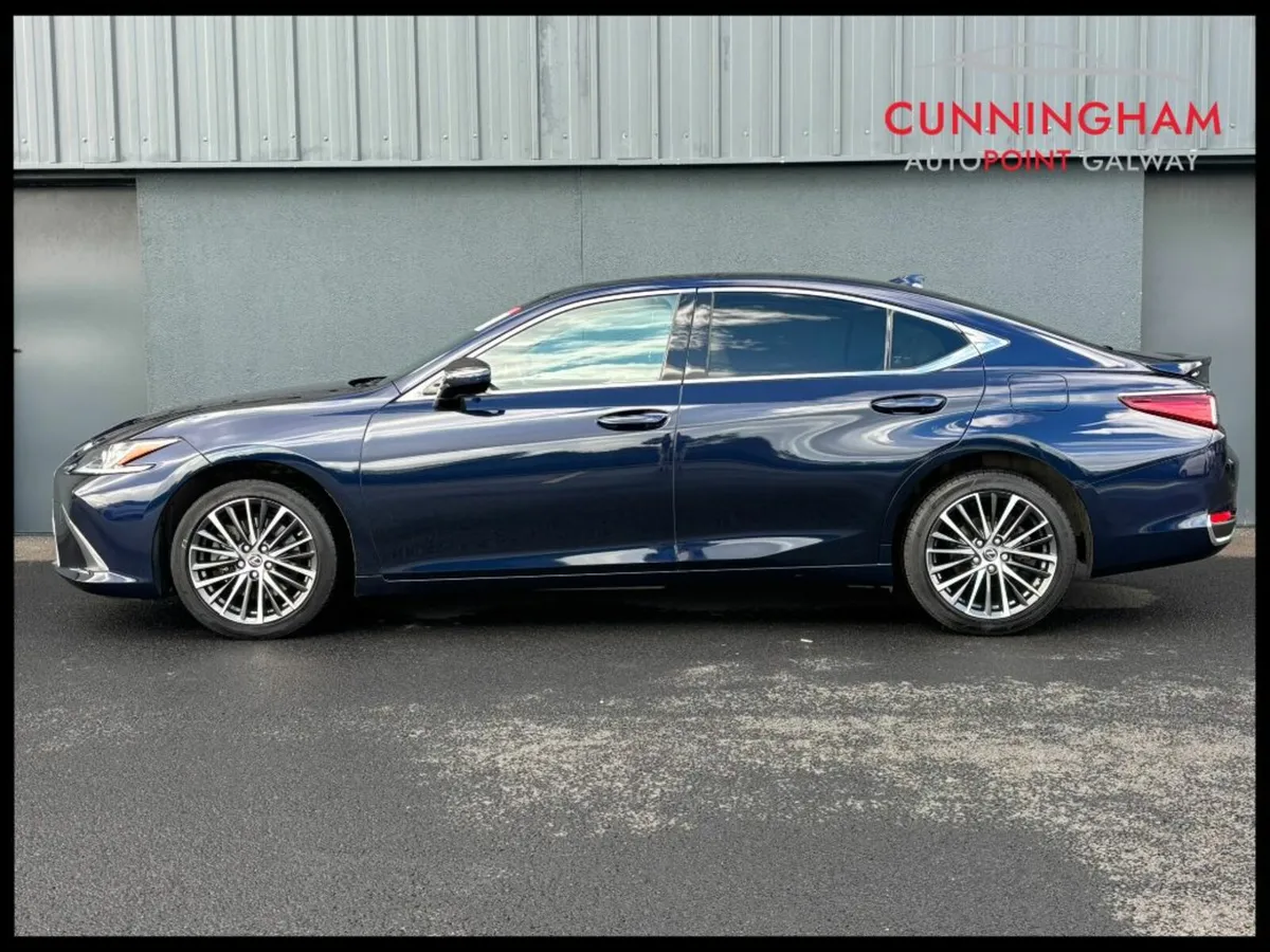 Lexus ES Premium Edition - Image 4