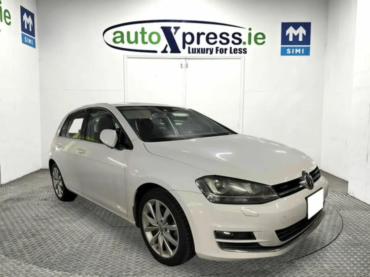 Volkswagen Golf 1.4 TSI HIGH LINE Automatic, Rever - Image 1