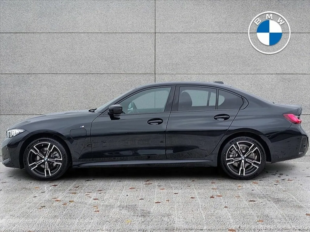 BMW 3-Series 330e M Sport - Image 3