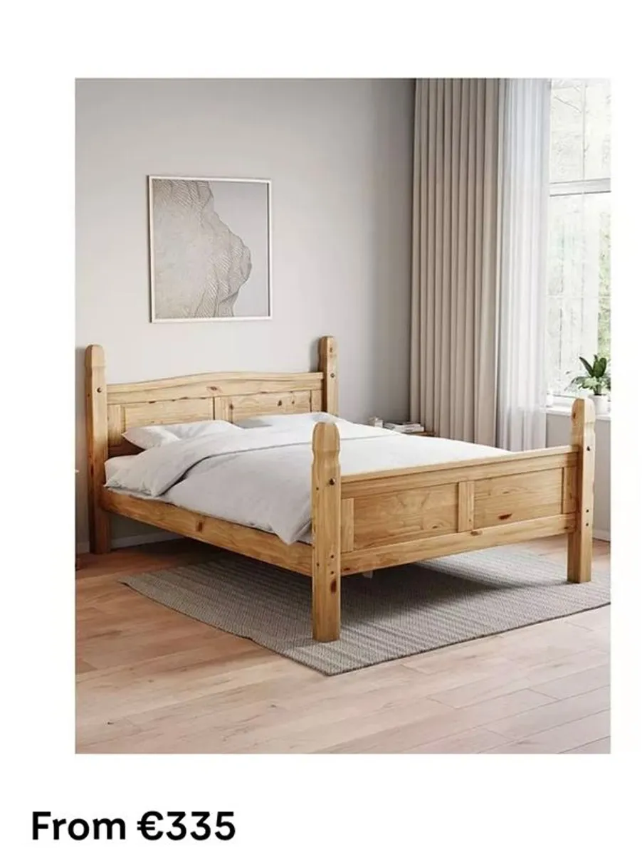 Wood double bed - Image 1
