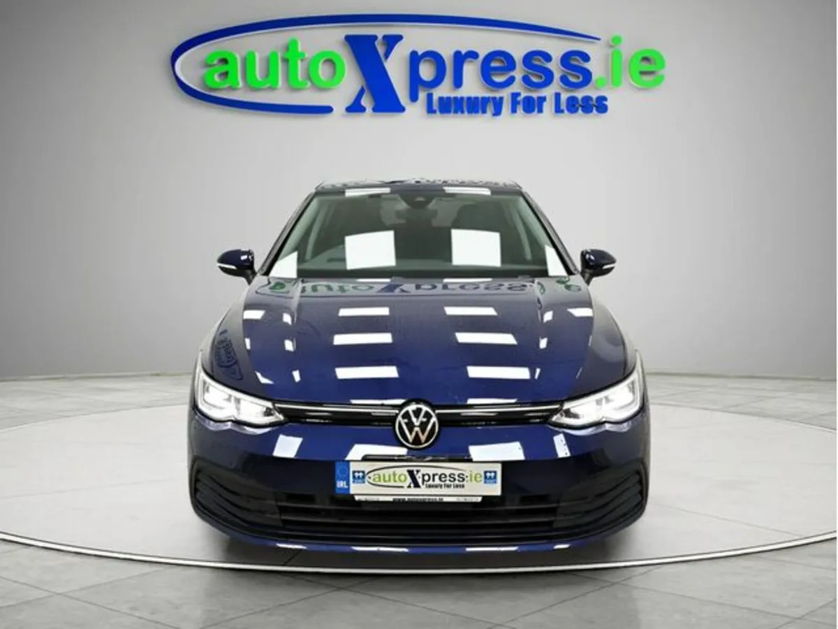 Volkswagen Golf 1.0 ETSI ACTIVE Automatic, Reversi - Image 3