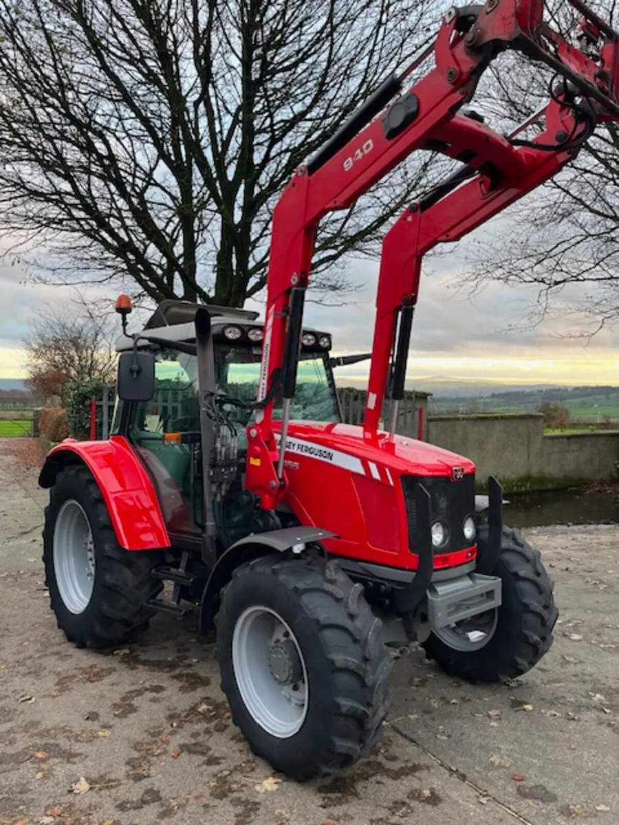 Massey Ferguson 5455 T-3 DYNA-4 c/w MF940 Loader - Image 1