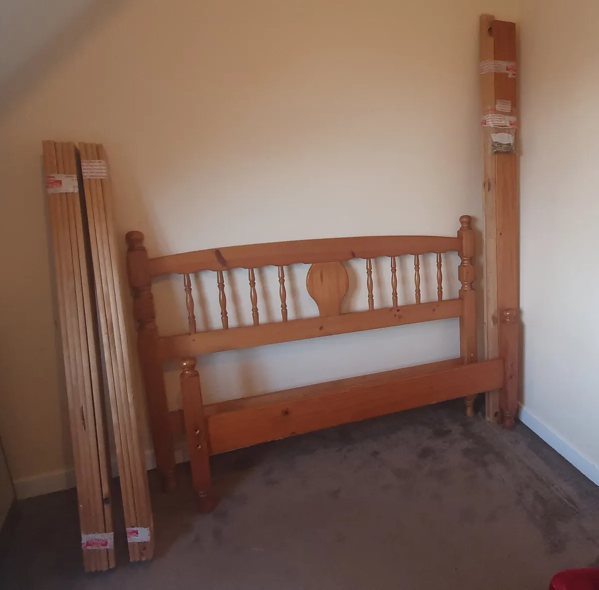 5ft Oak Double Bed Frame - Image 1