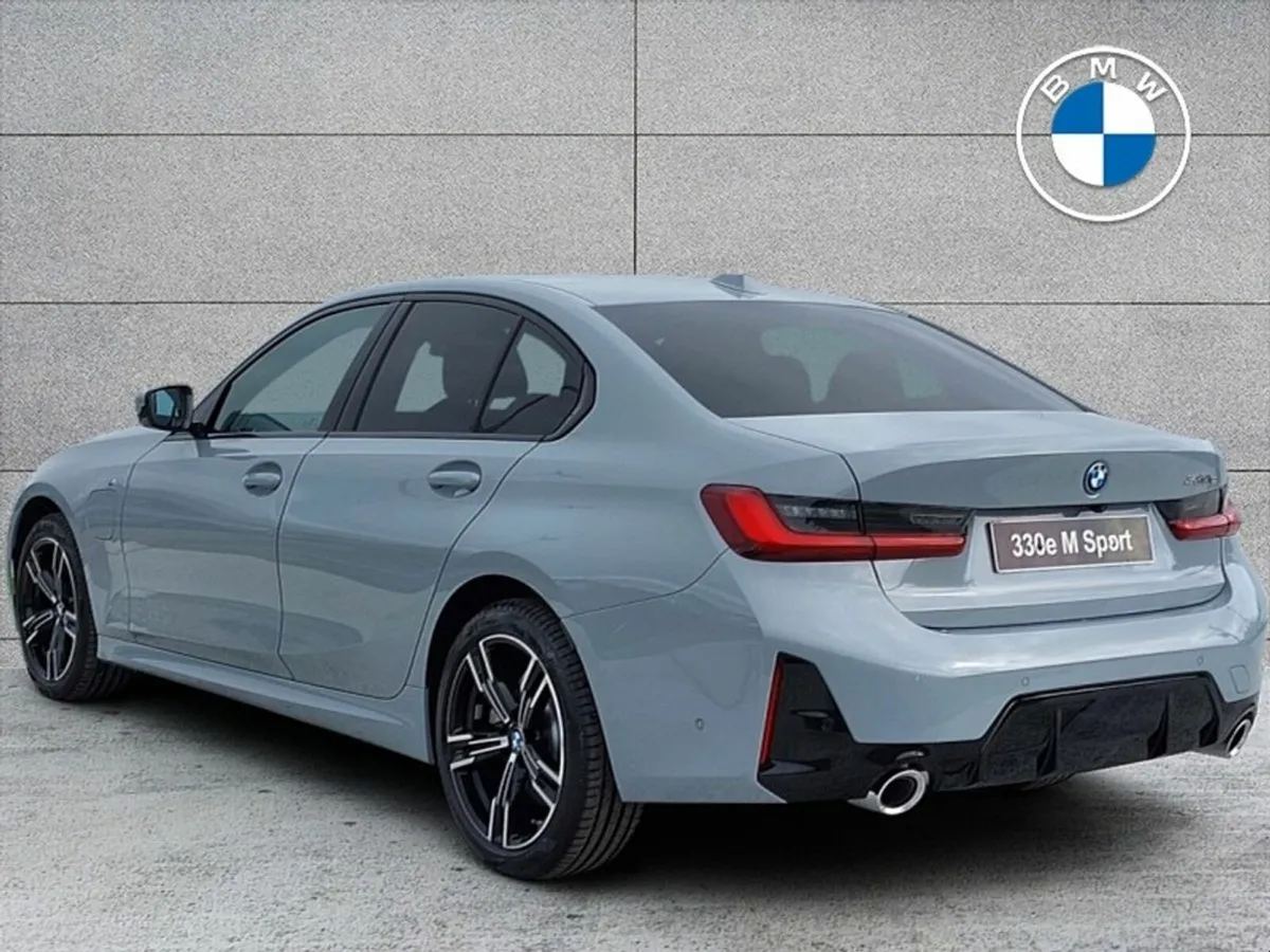 BMW 3-Series 330e M Sport - Image 2