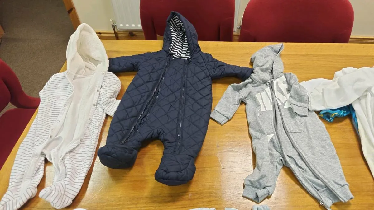 Baby boy clothes bundle 0-3 months - Image 2