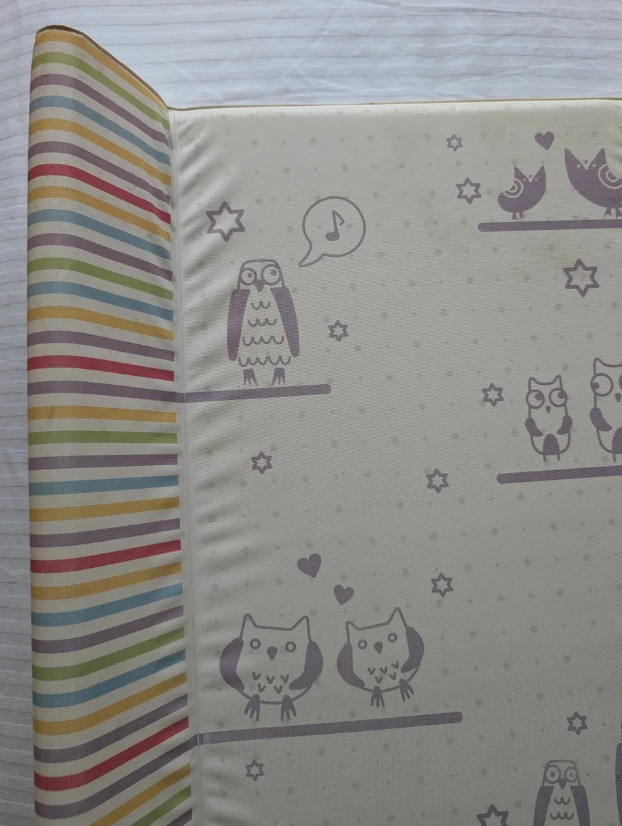 Baby changing pad - Image 3