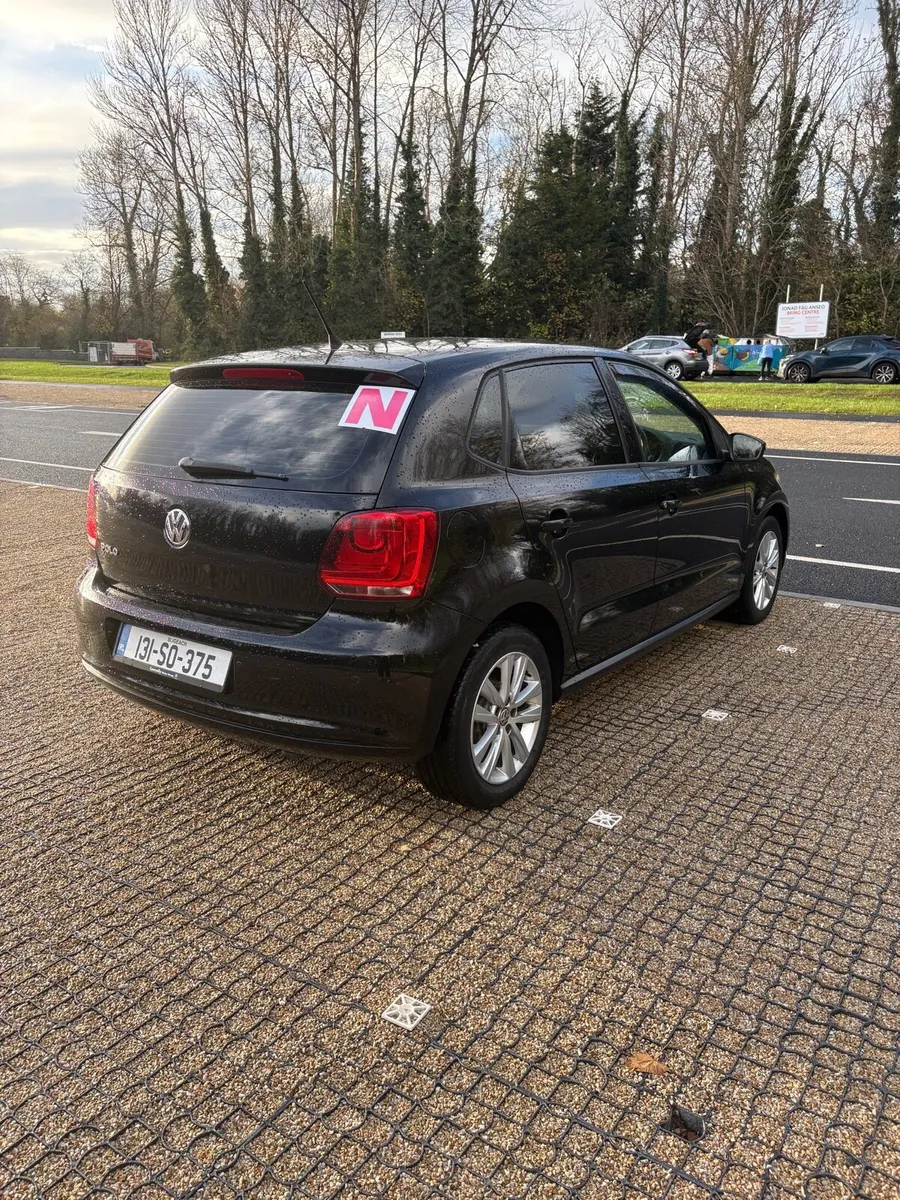 Volkswagen Polo 1.2 Trendline – 2013 (6R) - Black - Image 4