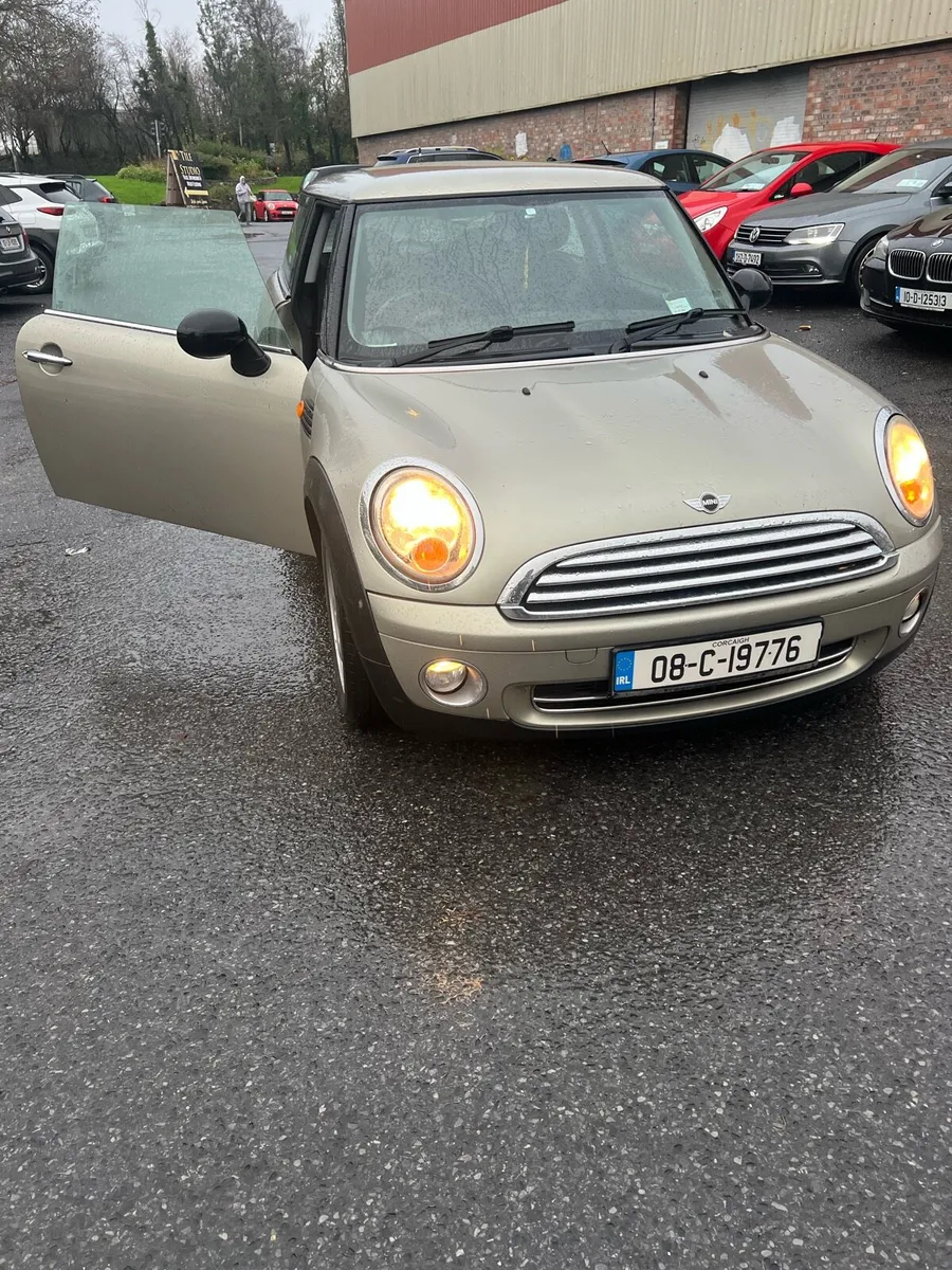 Mini Cooper One – 1.4 Petrol – Manual - Image 1