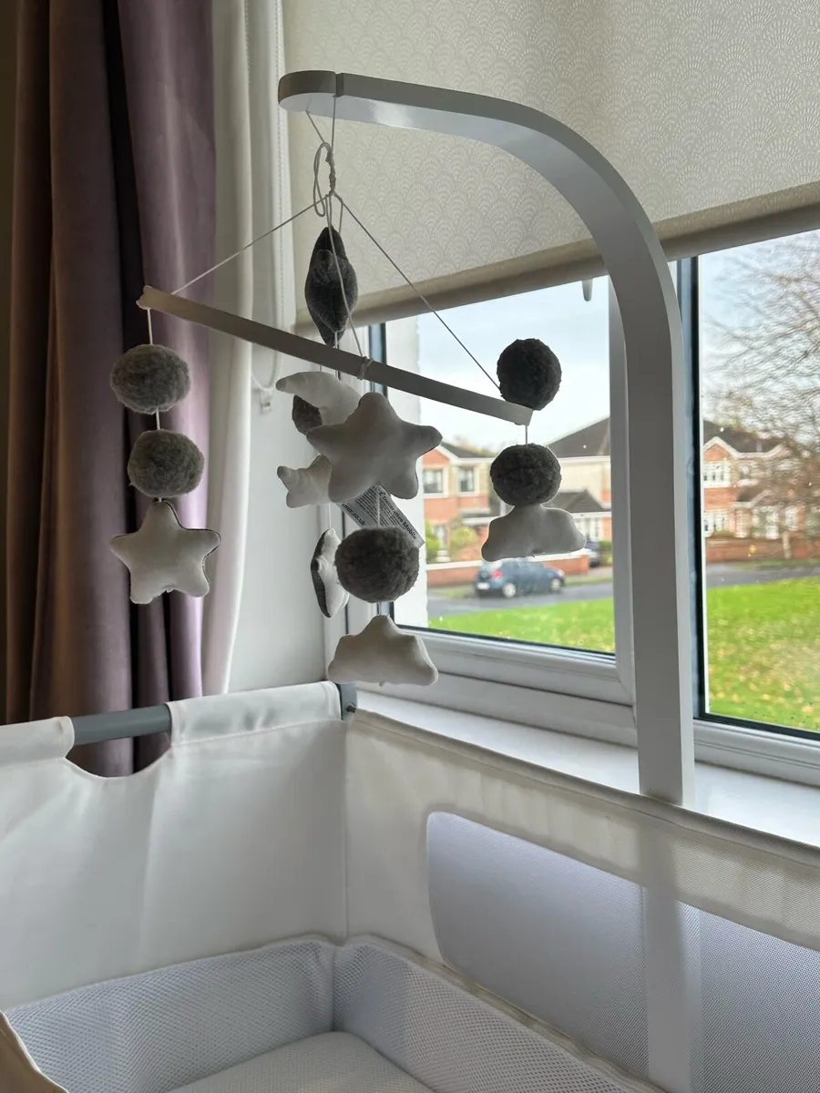 Snuz Pod 4 Bedside Crib - Image 3