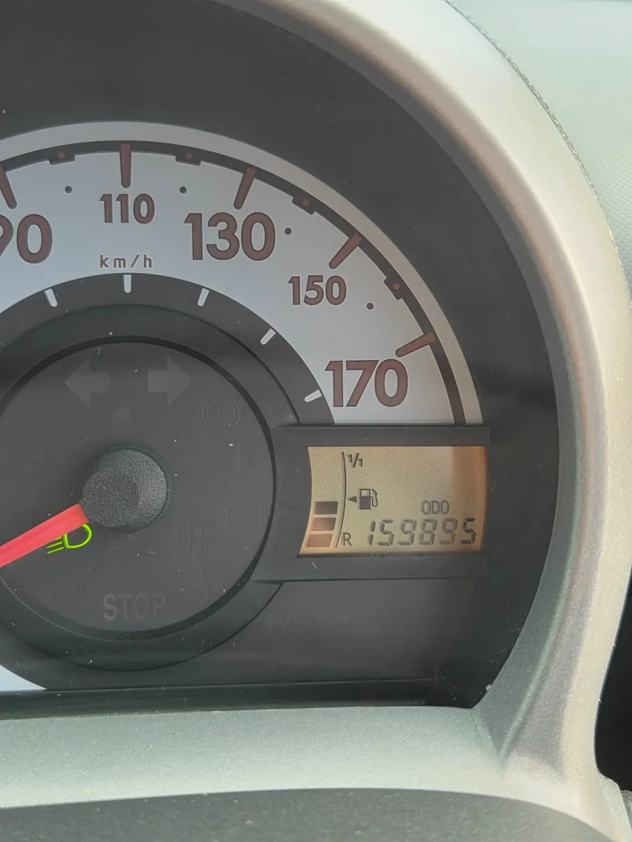 Peugeot 107 2006 - Image 2