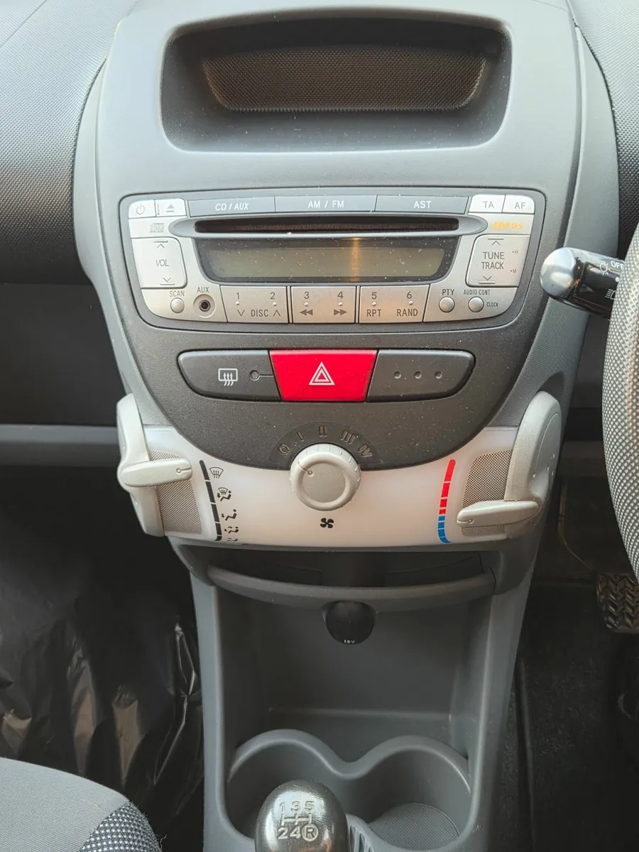 Peugeot 107 2006 - Image 3