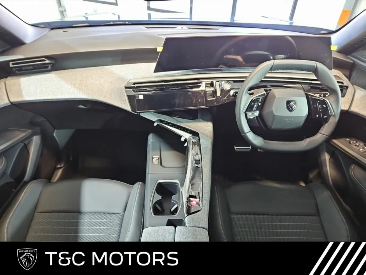 Peugeot 5008 ALL NEW 5008 Allure Hybrid * IN STOCK - Image 3