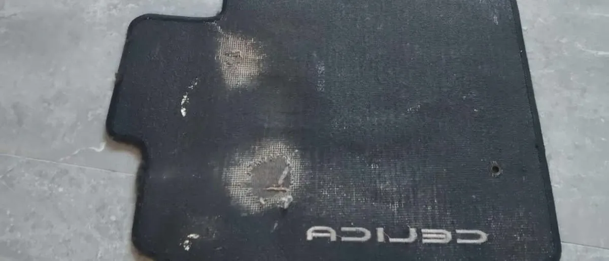 Genuine Celica floor mat pls read description - Image 2