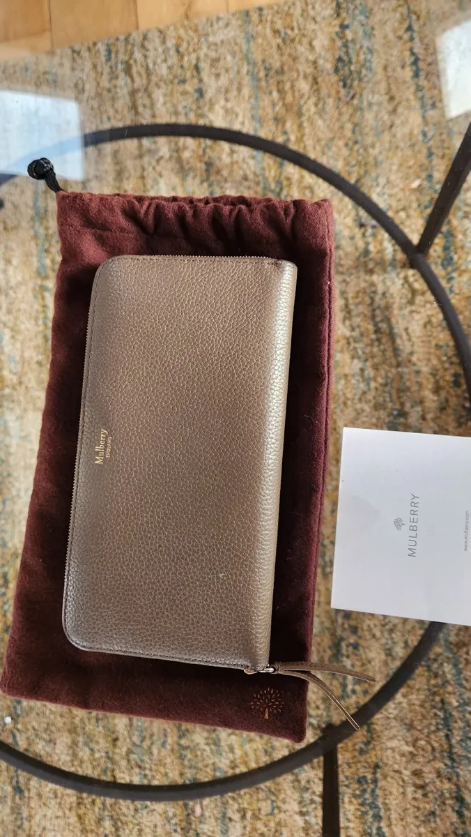 MULBERRY (authentic) - Image 1