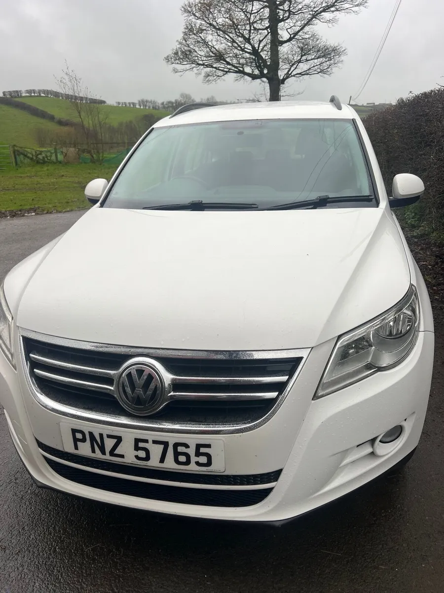 Volkswagen Tiguan 2010 - Image 3