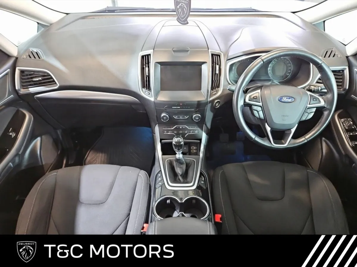 Ford S-Max TITANIUM 2.0 TD 150BHP - 7 SEATER - App - Image 3