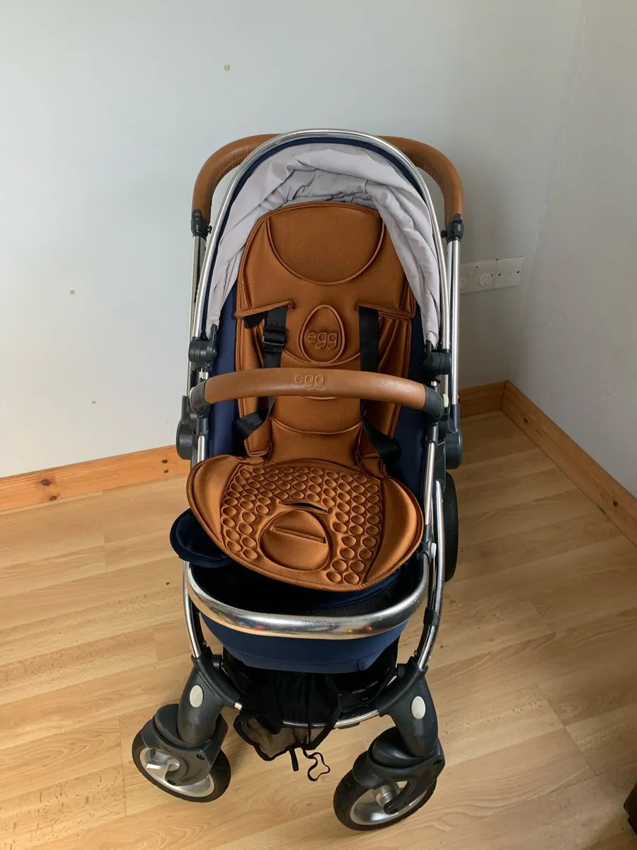 Egg buggy and stroller - Image 2